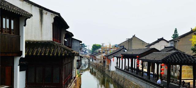 小孩子4岁了不爱与人交流怎么办